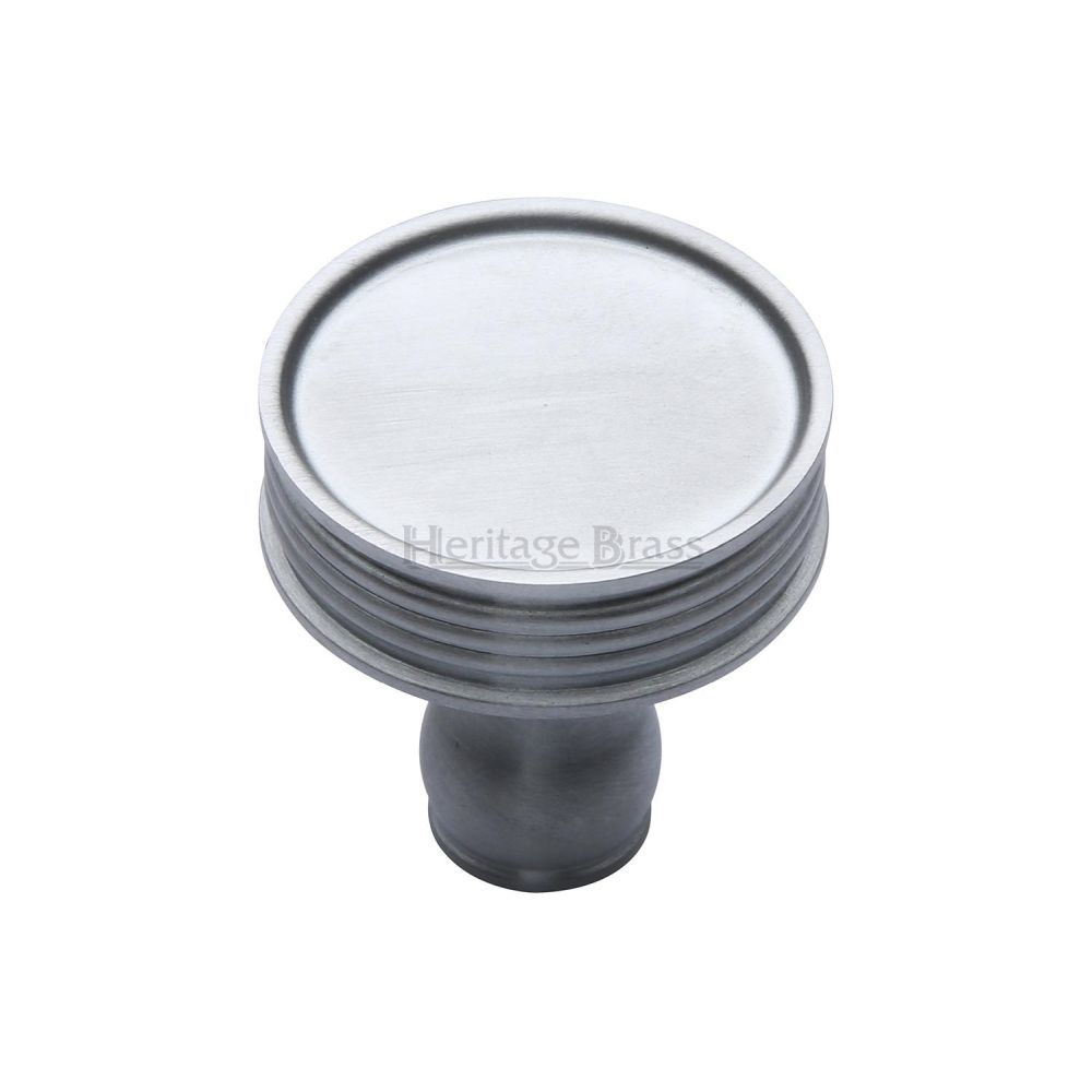 This is an image of a Heritage Brass - Cabinet Knob Venetian Design 32mm Satin Chrome Finish, c4547-sc that is available to order from T.H Wiggans Ironmongery in Kendal.