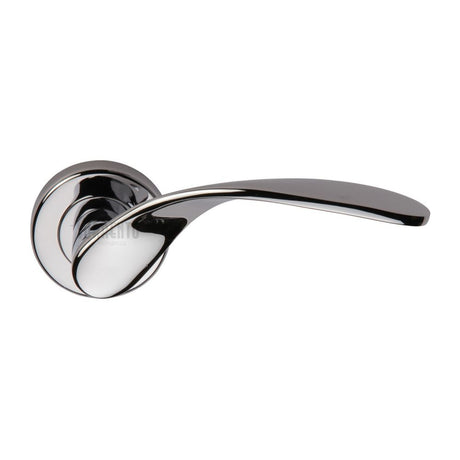 This is an image of a Sorrento - Door Handle Lever Latch on Round Rose Lorenz Design Polished Chrome Finis, sc-5225-pc that is available to order from T.H Wiggans Ironmongery in Kendal.
