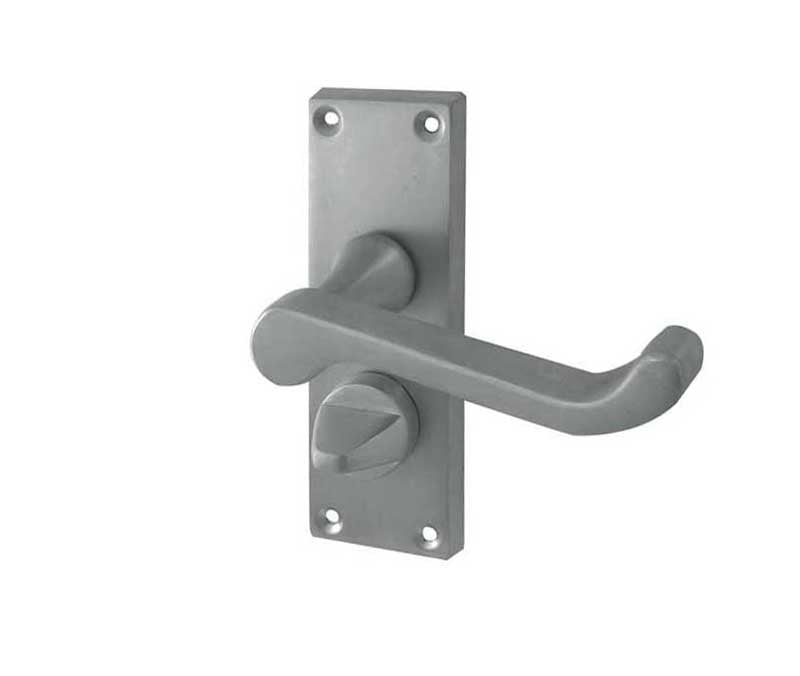 This is an image showing the Frelan - Victorian Scroll Door Handle on Privacy Plate Satin Chrome available to order from T.H. Wiggans Ironmongery in Kendal