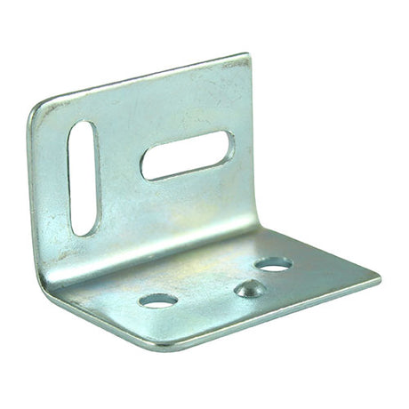 This is an image showing TIMCO Stretcher Plates - Zinc - 38 x 25 x 29 - 100 Pieces Box available from T.H Wiggans Ironmongery in Kendal, quick delivery at discounted prices.