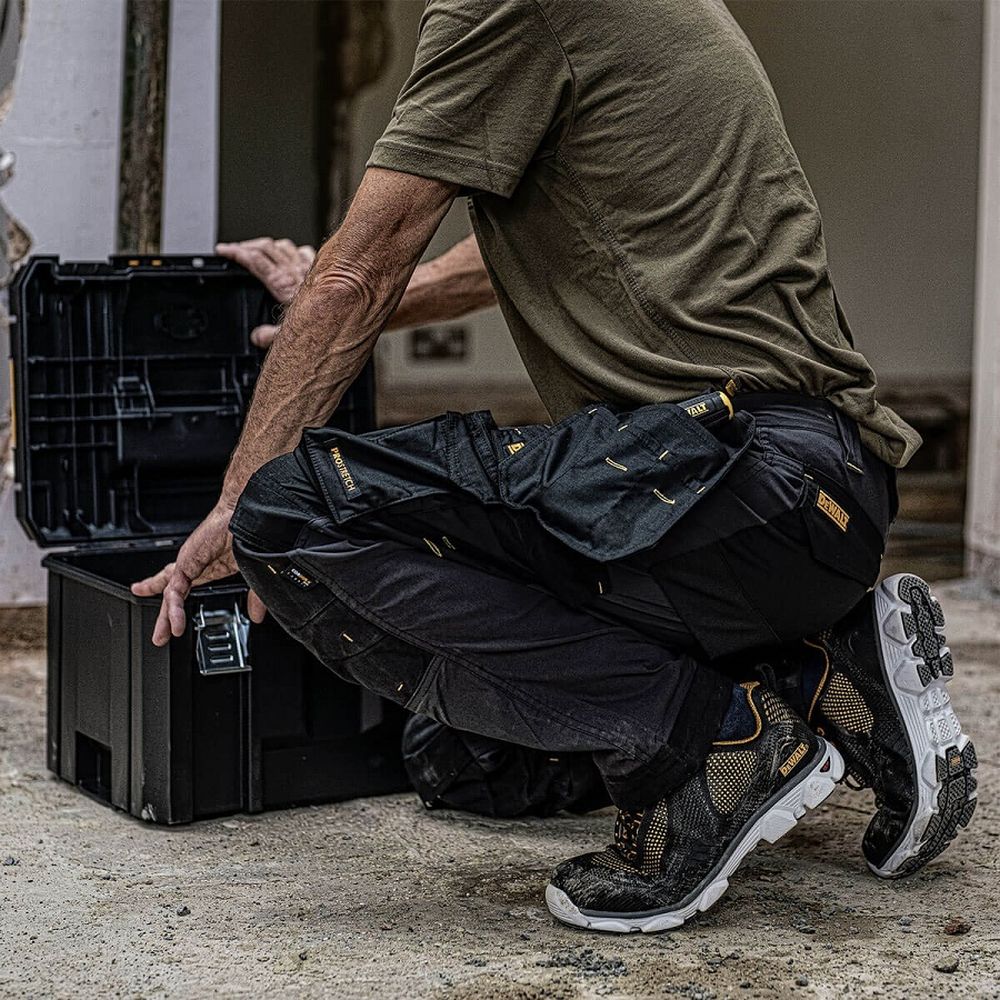 This is an image of DeWalt - Stretch Trouser Memphis L29W32 available to order from T.H Wiggans Architectural Ironmongery in Kendal, quick delivery and discounted prices.