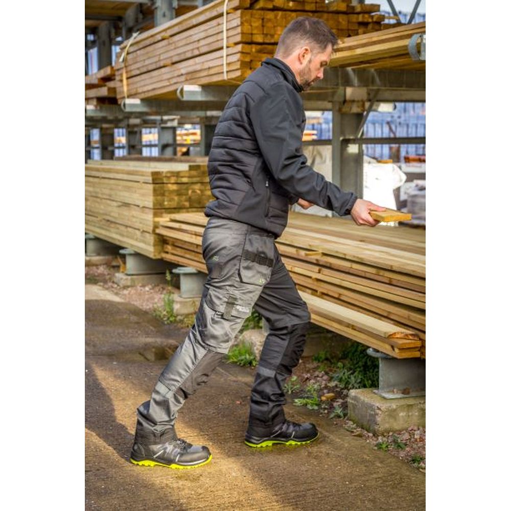 This is an image of Apache - 3D Stretch Holster Trouser ATS 3D Stretch Holster Trouser L29W34 available to order from T.H Wiggans Architectural Ironmongery in Kendal, quick delivery and discounted prices.