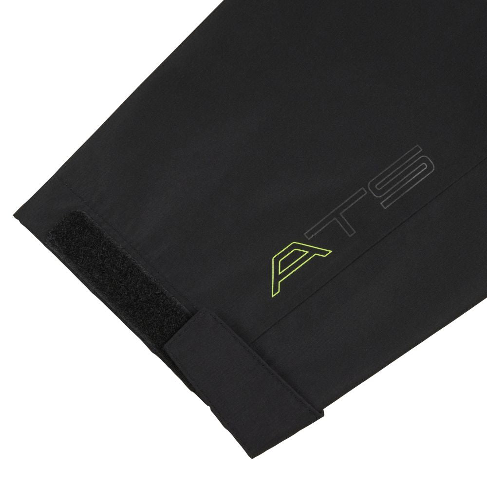 This is an image of Apache - Stretch Waterproof Jacket 8000mm x 8000mm Ottawa XL available to order from T.H Wiggans Architectural Ironmongery in Kendal, quick delivery and discounted prices.