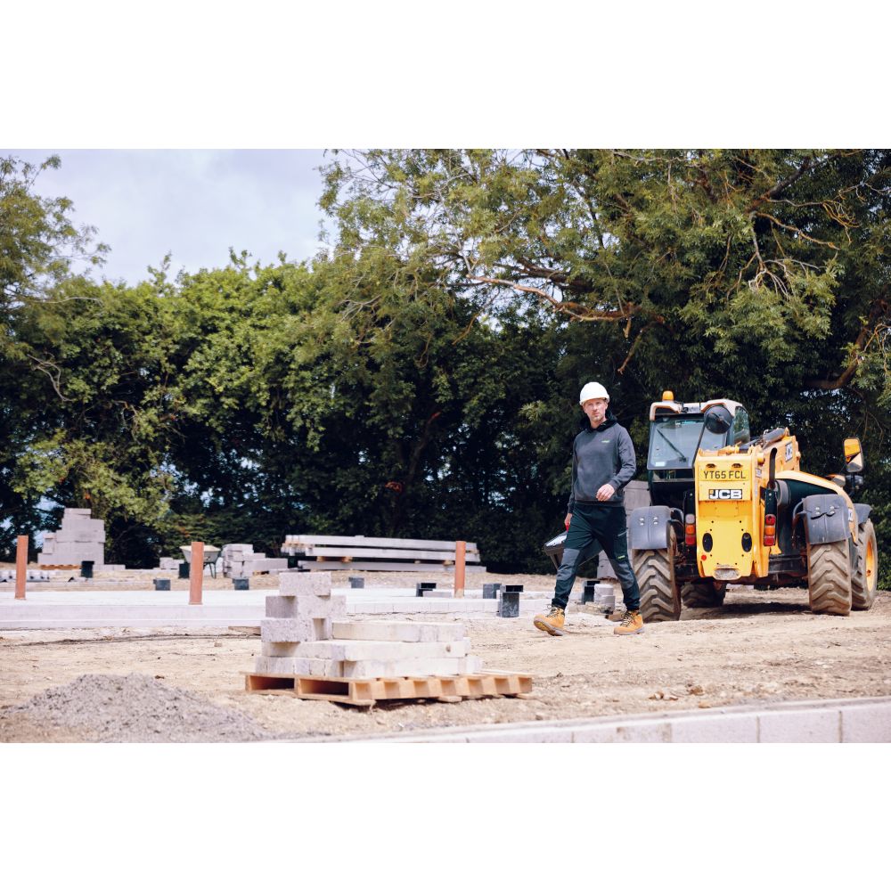 This is an image of Apache - 4 way stretch jogger Watson Jogger L available to order from T.H Wiggans Architectural Ironmongery in Kendal, quick delivery and discounted prices.