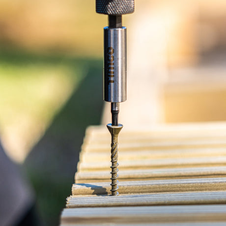 This is an image showing TIMCO C2 Deck-Fix - TX - Countersunk with Ribs - Twin-Cut - Green - 4.5 x 50 - 175 Pieces TIMbag available from T.H Wiggans Ironmongery in Kendal, quick delivery at discounted prices.