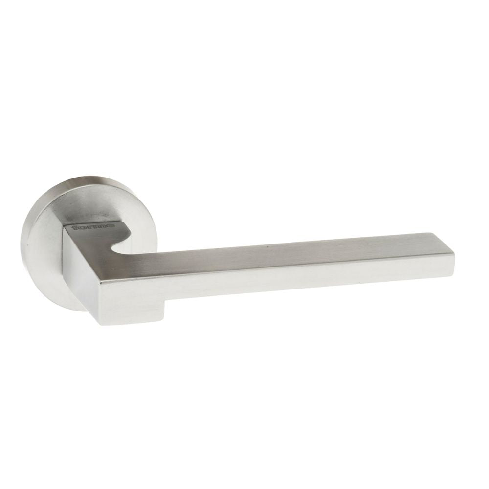 This is an image of Forme Ginevra Designer Lever on Minimal Round Rose - Satin Chrome available to order from T.H Wiggans Architectural Ironmongery in Kendal, quick delivery and discounted prices.