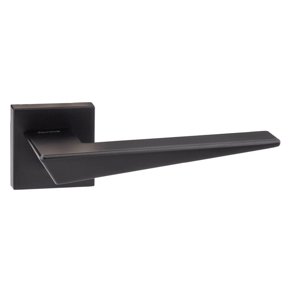 This is an image of Forme Naxos Designer Lever on Minimal Square Rose - Matt Black available to order from T.H Wiggans Architectural Ironmongery in Kendal, quick delivery and discounted prices.
