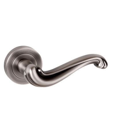 This is an image of Old English Colchester Lever on Round Rose - Matt Gun Metal available to order from T.H Wiggans Architectural Ironmongery in Kendal, quick delivery and discounted prices.