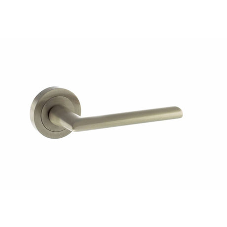 This is an image of STATUS Georgia Lever on Round Rose - Satin Nickel available to order from T.H Wiggans Architectural Ironmongery in Kendal, quick delivery and discounted prices.