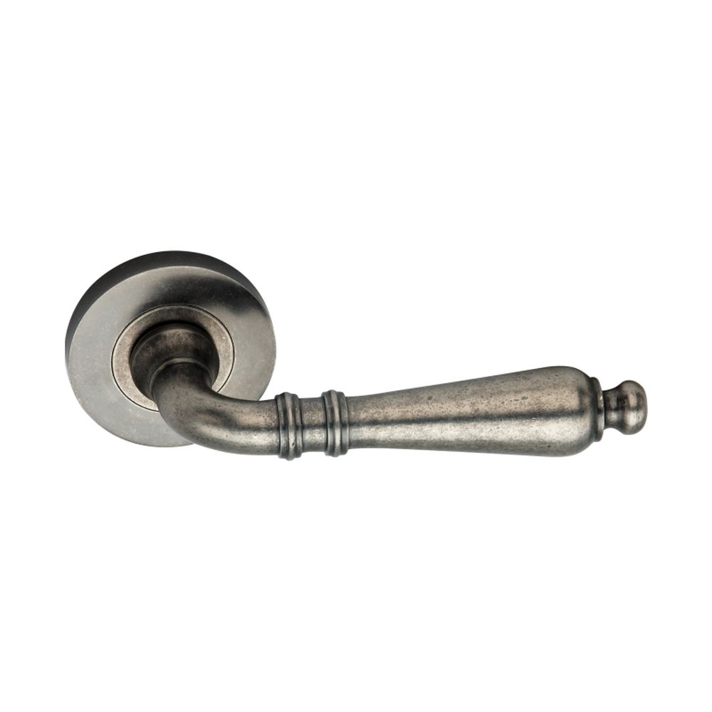 This is an image of Spira Brass - Hazel Lever Door Handle Pewter available to order from T.H Wiggans Architectural Ironmongery in Kendal, quick delivery and discounted prices.