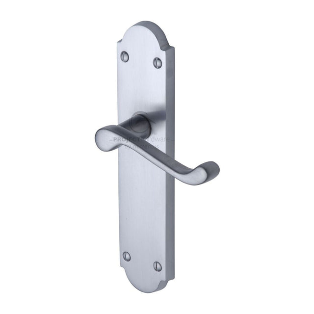 This is an image of a Project Hardware - Door Handle Lever Latch Kensington Design Satin Chrome Finish, pr7084-sc that is available to order from T.H Wiggans Ironmongery in Kendal.