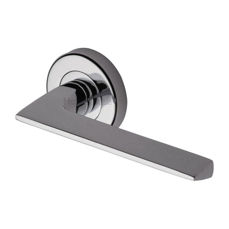 This is an image of a Heritage Brass - Door Handle Lever Latch on Round Rose Pyramid Design Polished Chrom, pyd3535-pc that is available to order from T.H Wiggans Ironmongery in Kendal.