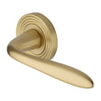 This is an image of a Heritage Brass - Door Handle Lever Latch on Round Rose Sutton Reeded Design Satin, rr1752-sb that is available to order from T.H Wiggans Ironmongery in Kendal.