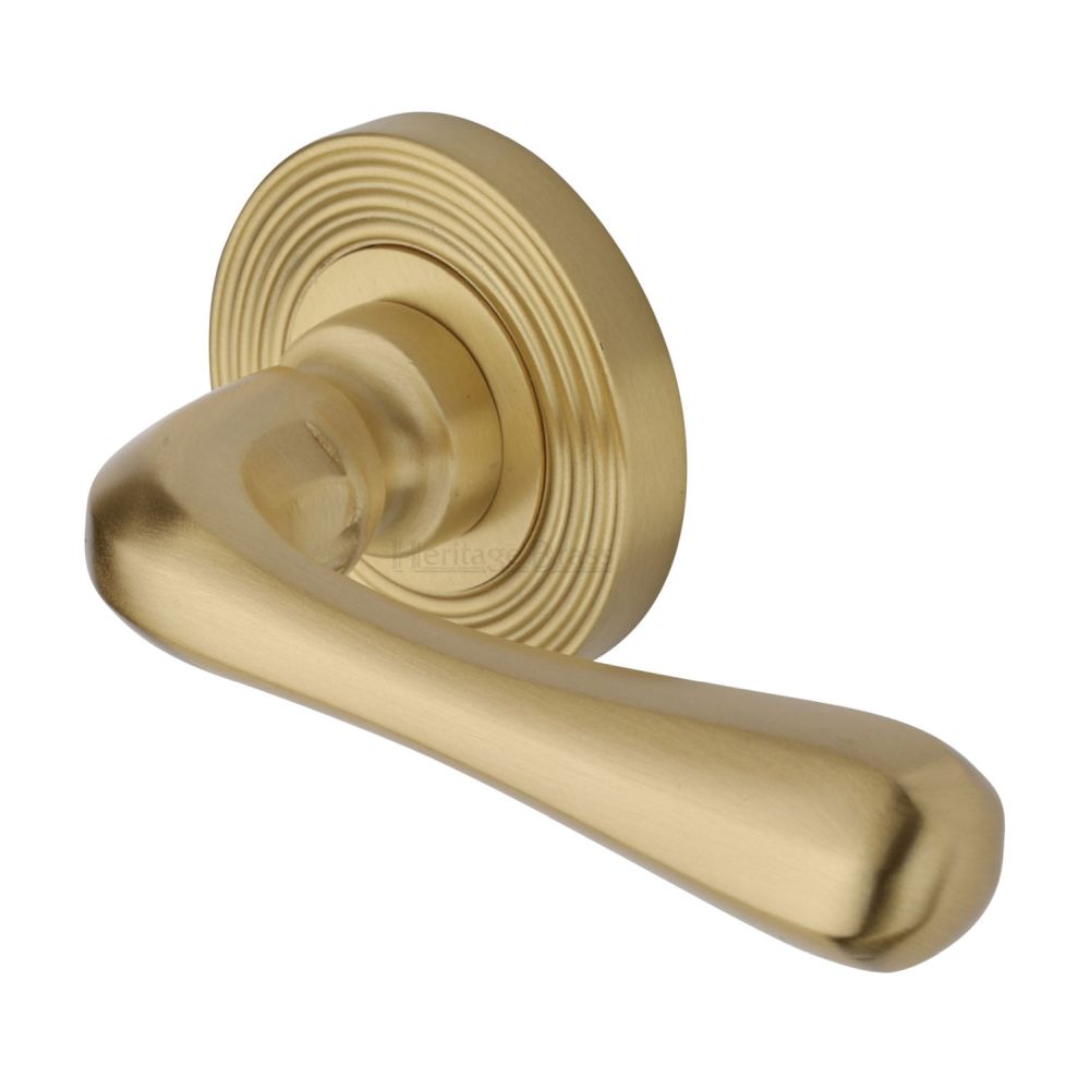 This is an image of a Heritage Brass - Door Handle Lever Latch on Round Rose Charlbury Reeded Design S, rr3022-sb that is available to order from T.H Wiggans Ironmongery in Kendal.