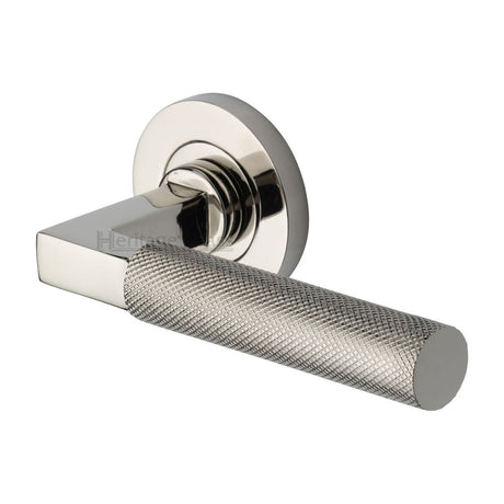 This is an image of a Heritage Brass - Door Handle Lever on Rose Signac (Knurled Bauhaus) Design Polished, rs2260-pnf that is available to order from T.H Wiggans Ironmongery in Kendal.