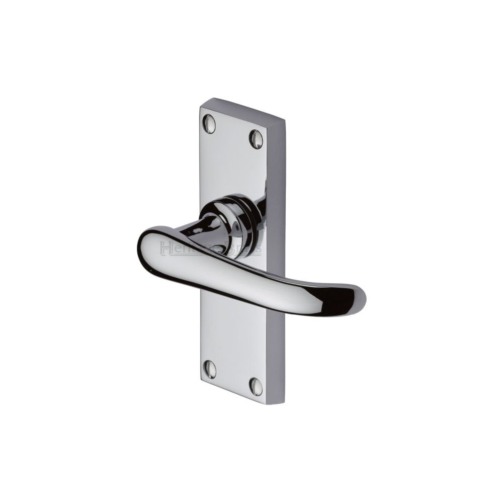 This is an image of a Heritage Brass - Door Handle Lever Latch Windsor Short Design Polished Chrome Finish, v710-pc that is available to order from T.H Wiggans Ironmongery in Kendal.