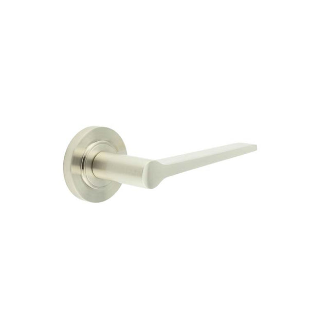 This is an image showing the Frelan - Knightsbridge Door Handle on Plain Rose Satin Nickel available to order from T.H. Wiggans Ironmongery in Kendal