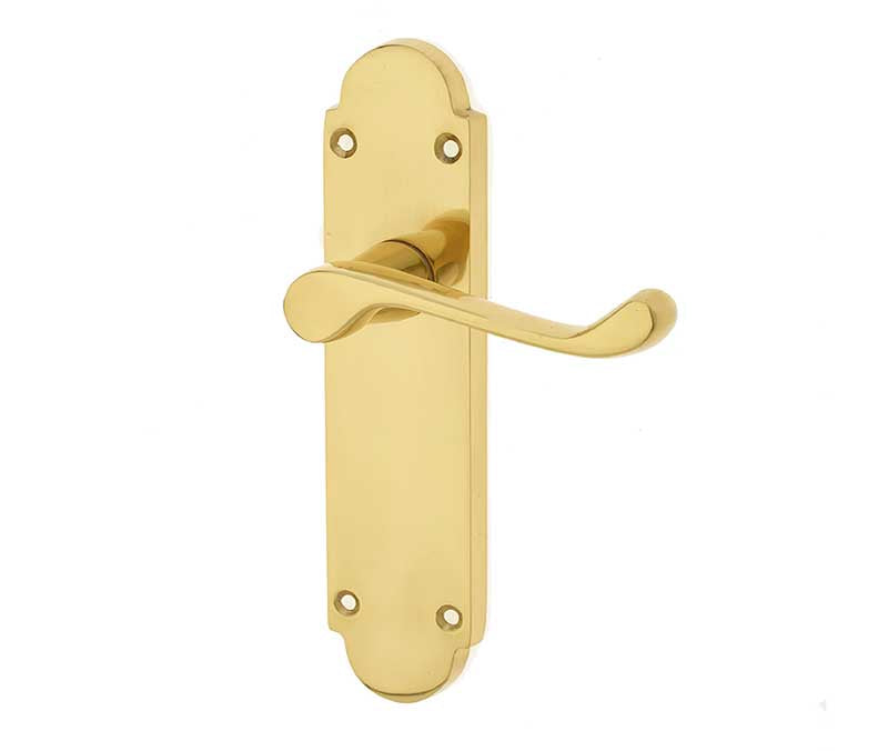 This is an image showing the Frelan - Epsom Lever Latch Handles on Backplates - Polished Brass available to order from T.H. Wiggans Ironmongery in Kendal