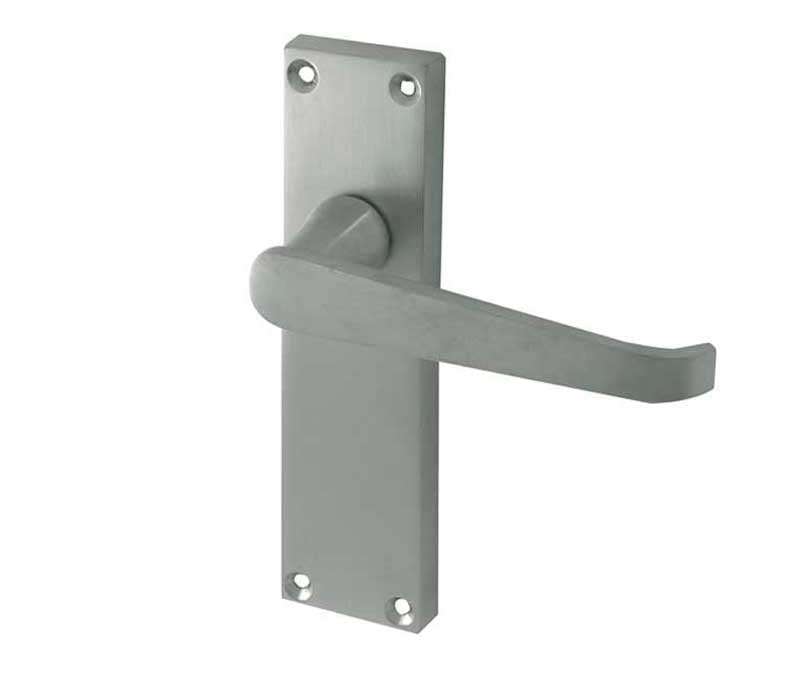 This is an image showing the Frelan - Victorian Straight Door Handles on Long Latchset Plate Satin Chrome available to order from T.H. Wiggans Ironmongery in Kendal