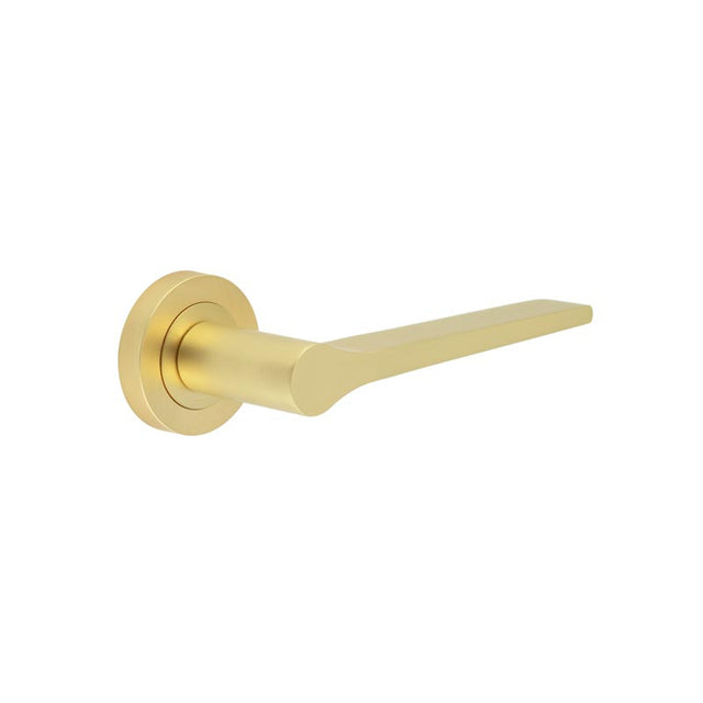 This is an image showing the Frelan - Geo Door Handle in Satin Brass available to order from T.H. Wiggans Ironmongery in Kendal