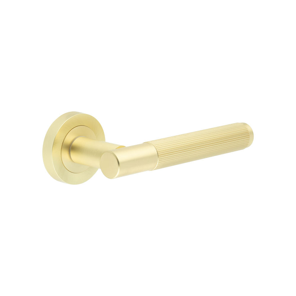 This is an image showing the Frelan - Venice Satin Brass Lever on rose available to order from T.H. Wiggans Ironmongery in Kendal