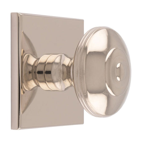 This is an image of a Carlisle Brass - Anderson knob on Backplate that is availble to order from T.H Wiggans Architectural Ironmongery in Kendal in Kendal.