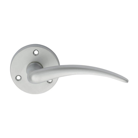 This is an image of Carlisle Brass - Victorian Wing Lever on Round Rose - Satin Chrome available to order from T.H Wiggans Architectural Ironmongery in Kendal, quick delivery and discounted prices.