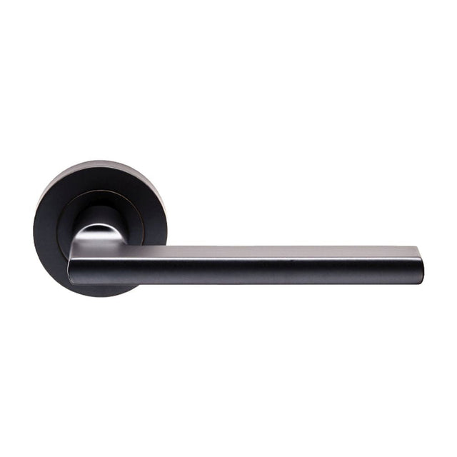 This is an image of Carlisle Brass - Trentino Lever on Rose - Matt Black available to order from T.H Wiggans Architectural Ironmongery in Kendal, quick delivery and discounted prices.