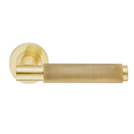 This is an image of Carlisle Brass - Varese Knurled Lever on Rose - Satin Brass available to order from T.H Wiggans Architectural Ironmongery in Kendal, quick delivery and discounted prices.