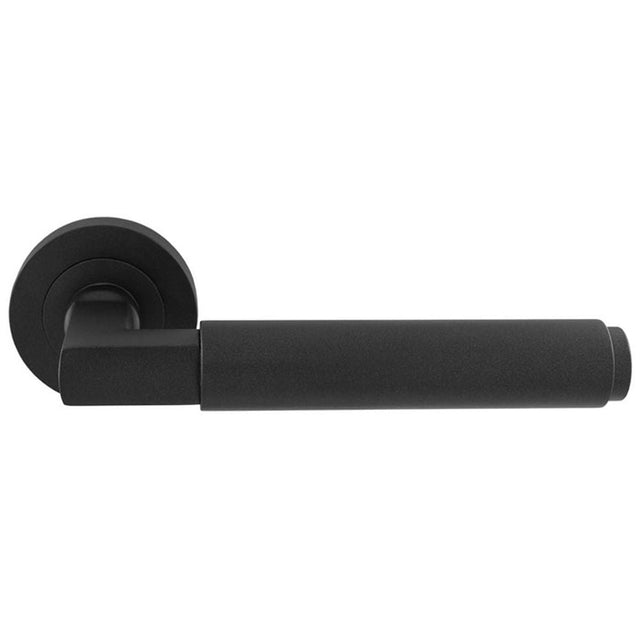 This is an image of Carlisle Brass - Masano Lever On Rose - Matt Black available to order from T.H Wiggans Architectural Ironmongery in Kendal, quick delivery and discounted prices.