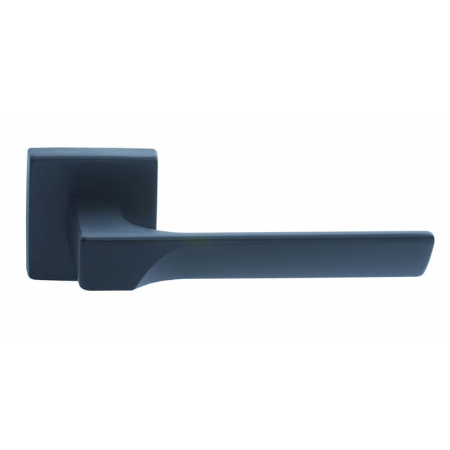 This is an image of Manital - Flash Lever on Square Rose Matt Black - Matt Black available to order from T.H Wiggans Architectural Ironmongery in Kendal, quick delivery and discounted prices.