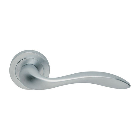 This is an image of Manital - Giava Lever on Round Rose - Satin Chrome available to order from T.H Wiggans Architectural Ironmongery in Kendal, quick delivery and discounted prices.