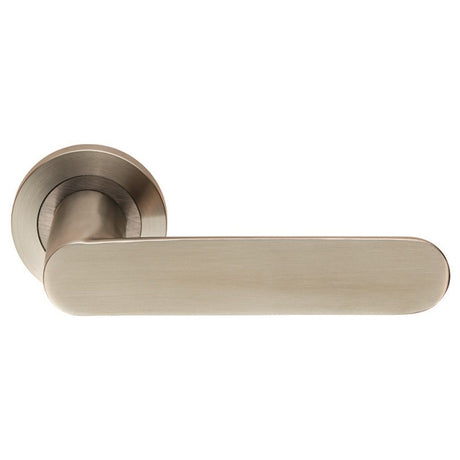 This is an image of Eurospec - Steelworx SWL Parigi Lever on Rose - Satin Stainless Steel available to order from T.H Wiggans Architectural Ironmongery in Kendal, quick delivery and discounted prices.