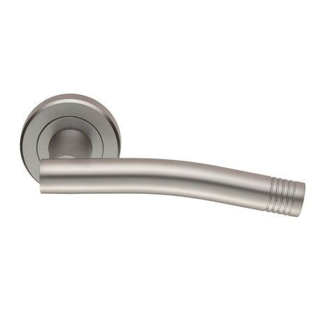 This is an image of Serozzetta - Carolina Lever On Rose - Satin Chrome available to order from T.H Wiggans Architectural Ironmongery in Kendal, quick delivery and discounted prices.